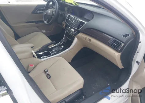 2017 Honda Accord Hybrid из США, поврежденный, VIN JHMCR6F36HC004490